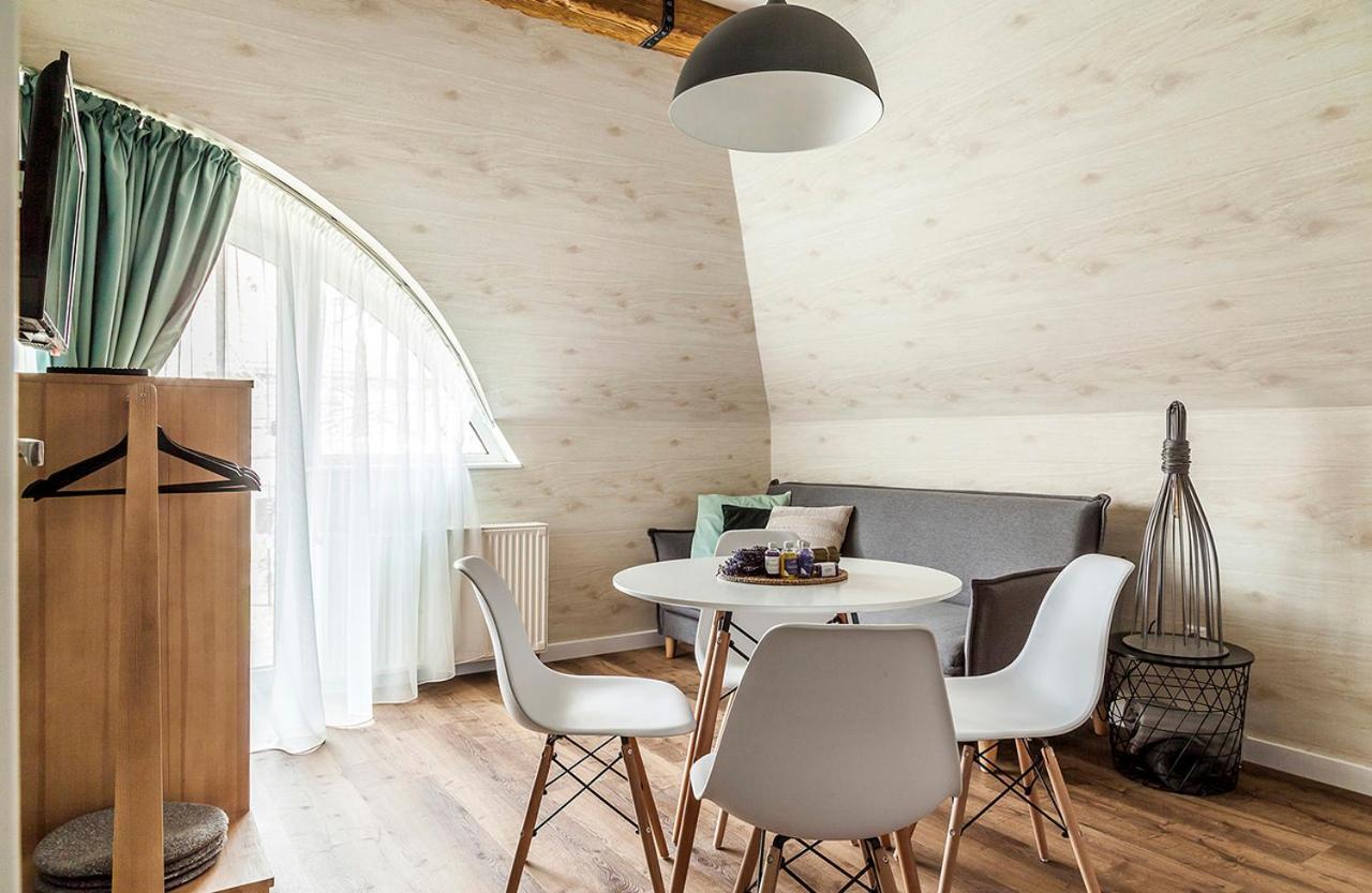 Harmonia Apartman Erkellyel Es Szaunaval Balatonfüred Exterior foto